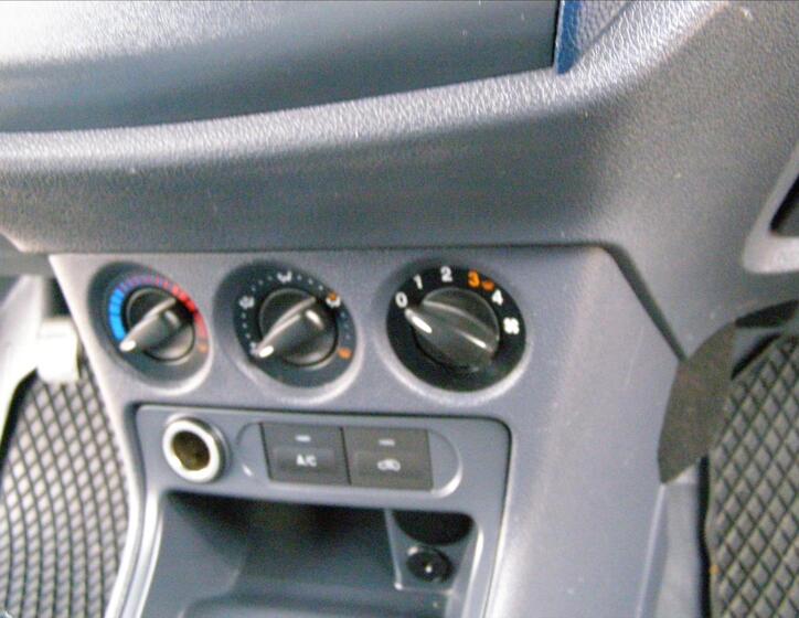 Ford Transit Connect 17