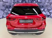 Mercedes-Benz GLA 6