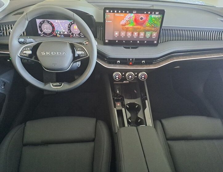 Škoda Superb 11