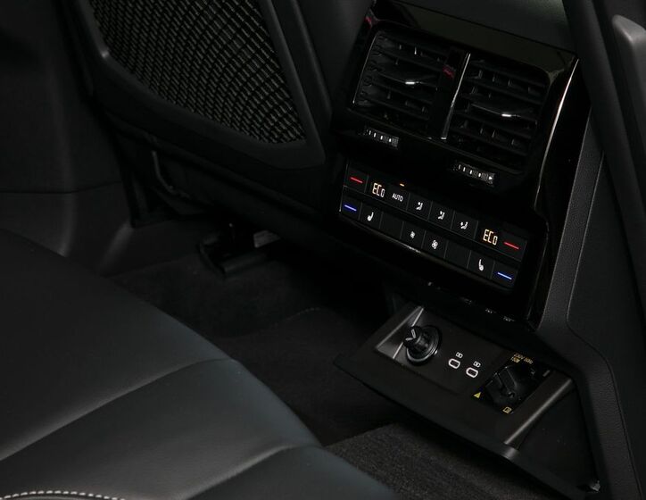 Volkswagen Touareg 20