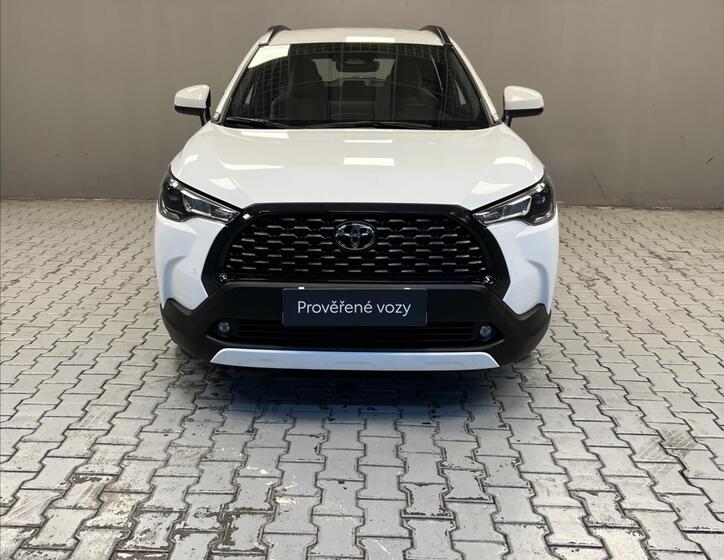 Toyota Corolla Cross 4