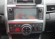 Toyota Verso 16