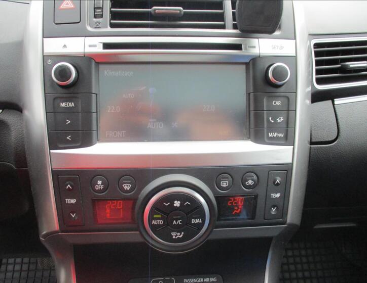 Toyota Verso 16