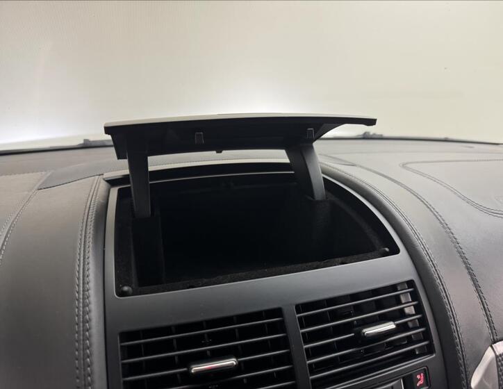 Volkswagen Touareg 15