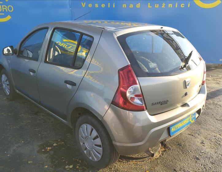 Dacia Sandero 13