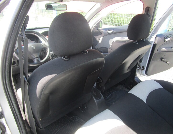 Peugeot 206 24