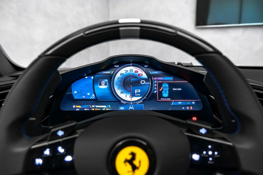 Ferrari SF90