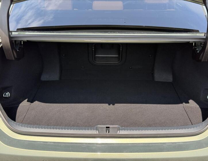 Lexus ES 300h 25
