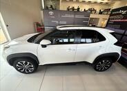 Toyota Yaris Cross 4