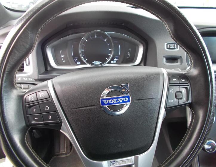 Volvo S60 22