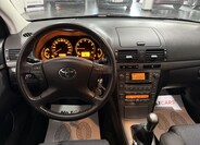 Toyota Avensis 22