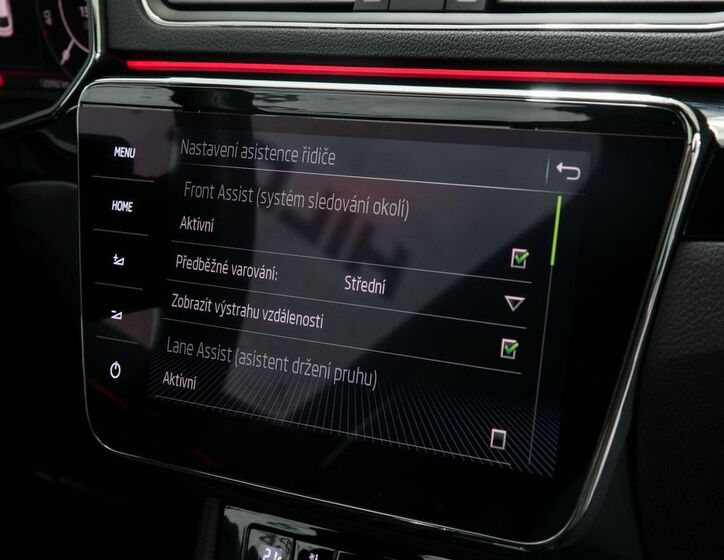 Škoda Superb 30