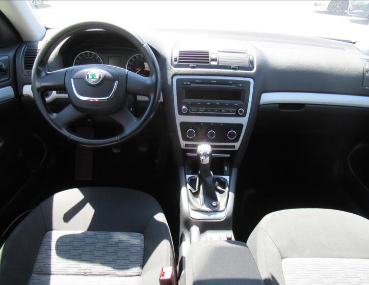 Škoda Octavia 9