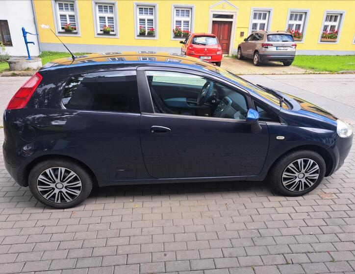 Fiat Grande Punto 11
