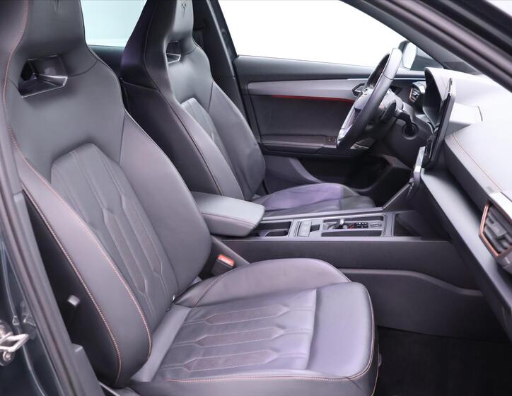 Cupra Formentor 15