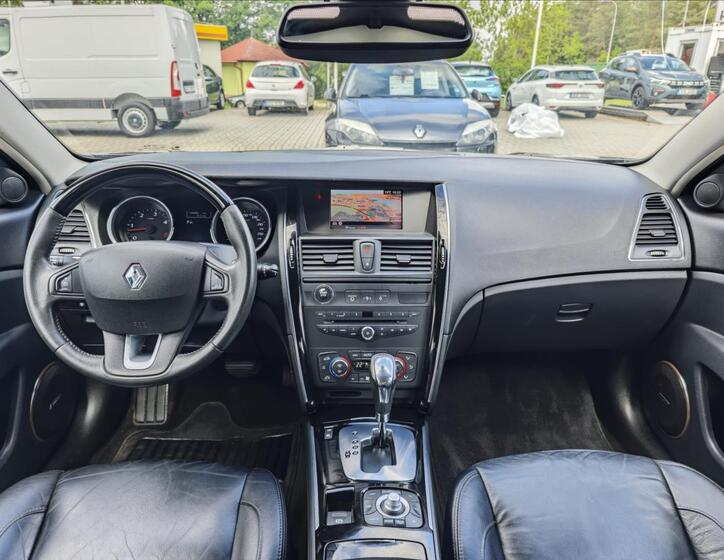 Renault Latitude 15