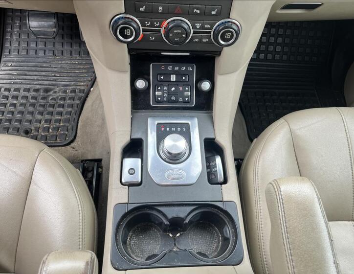 Land Rover Discovery 21