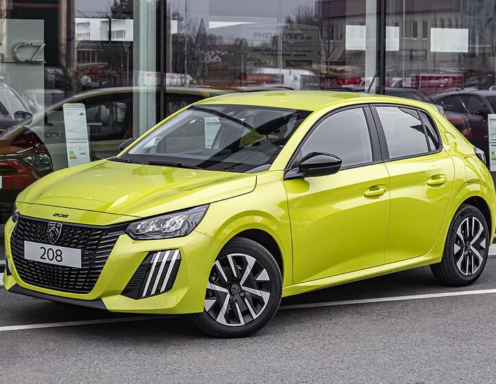 Peugeot 208 1