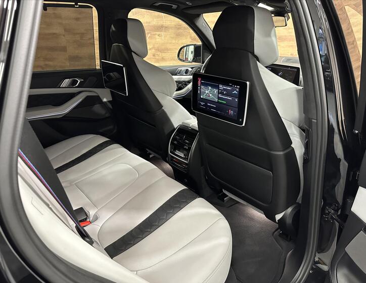 BMW X5 7