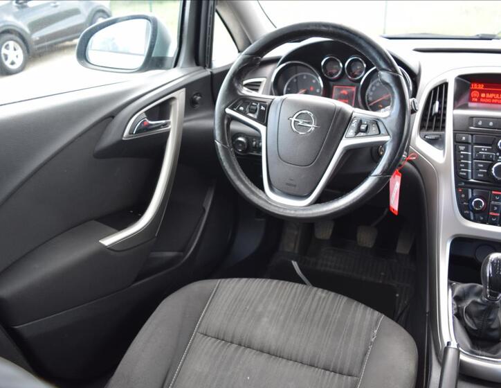 Opel Astra 25