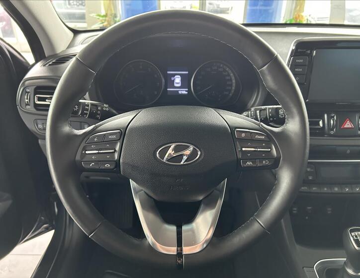 Hyundai i30 12