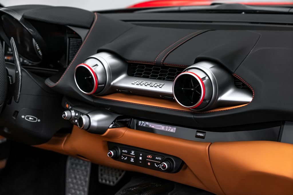 Ferrari 812