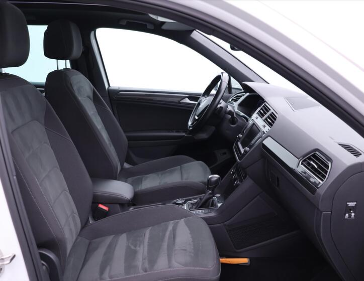 Volkswagen Tiguan 14