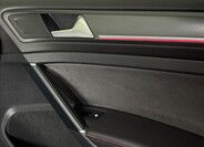 Volkswagen Golf 42
