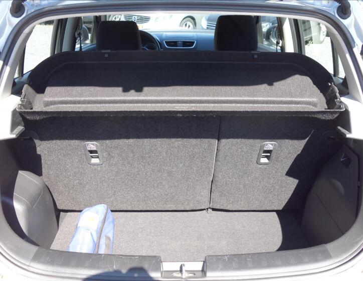 Suzuki Swift 14