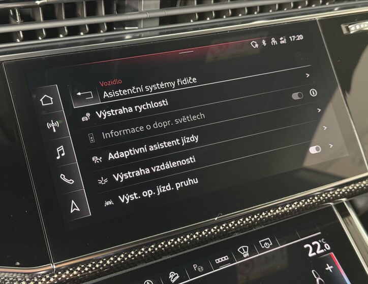 Audi Q8 31