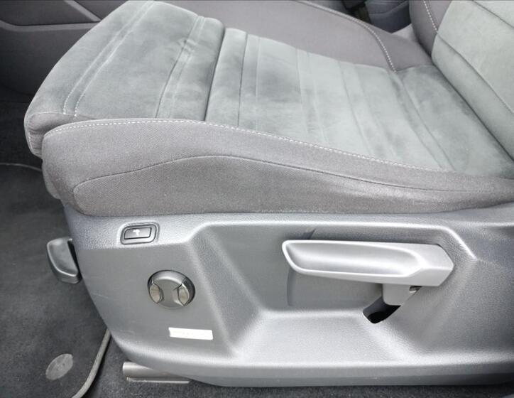 Volkswagen Touran 19