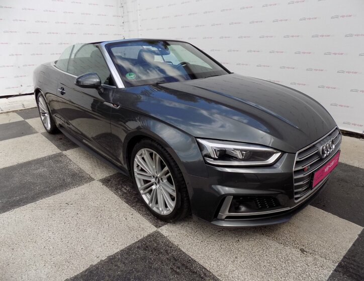 Audi S5 5