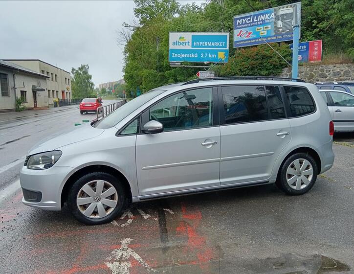 Volkswagen Touran 6
