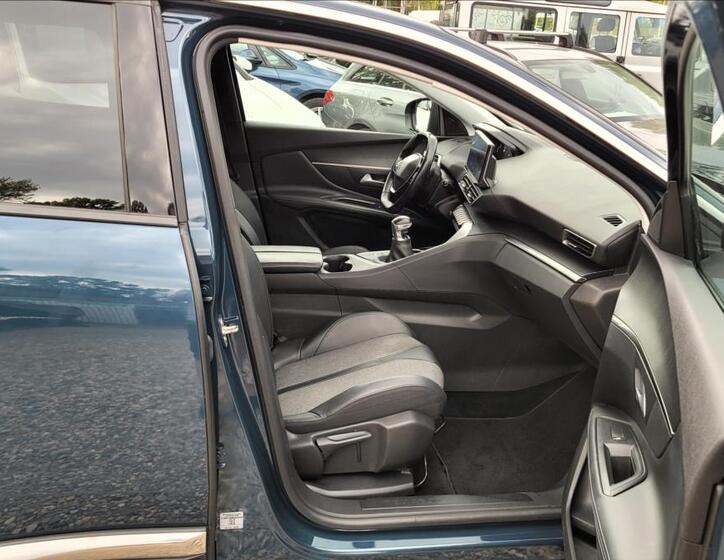 Peugeot 3008 12