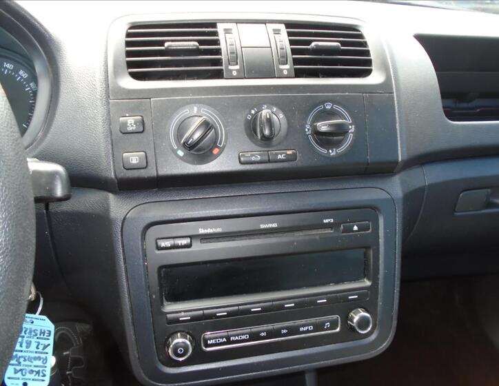 Škoda Roomster 23
