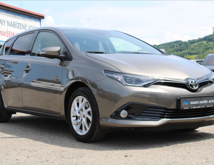 Toyota Auris 3