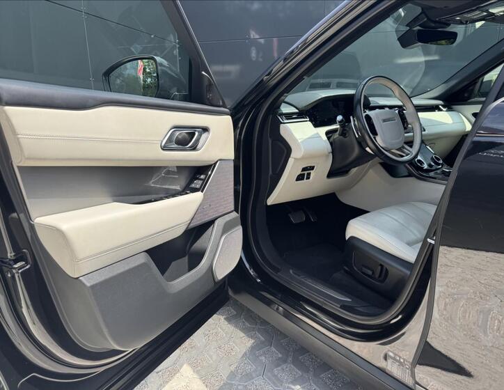 Land Rover Range Rover Velar 11