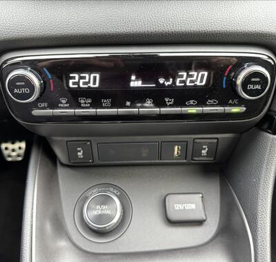 Toyota Yaris 22