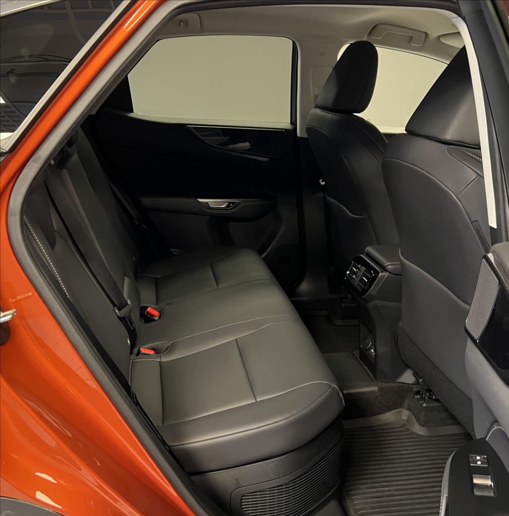 Lexus NX 450h plus