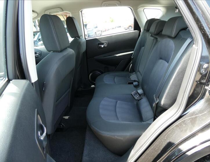 Nissan Qashqai 21