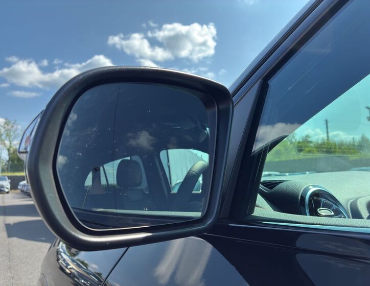 Mercedes-Benz GLA 23