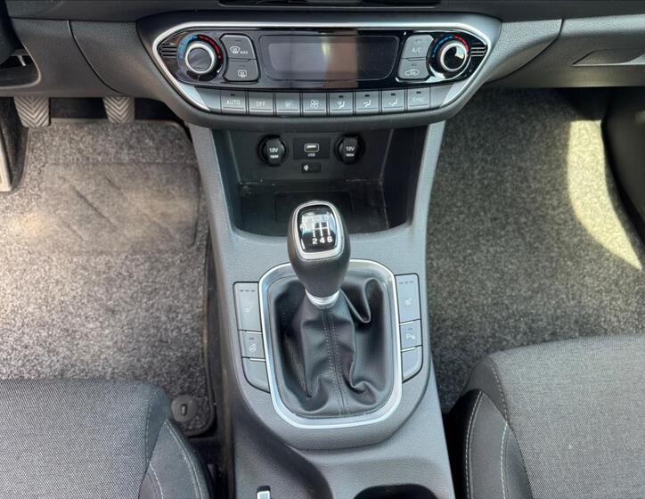 Hyundai i30 21