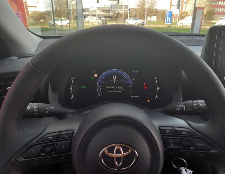 Toyota Yaris 15