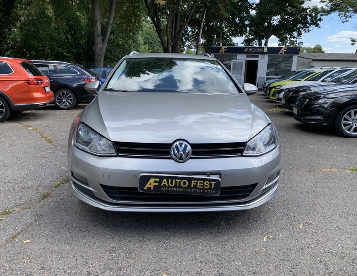 Volkswagen Golf 2