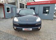 Porsche Cayenne 8