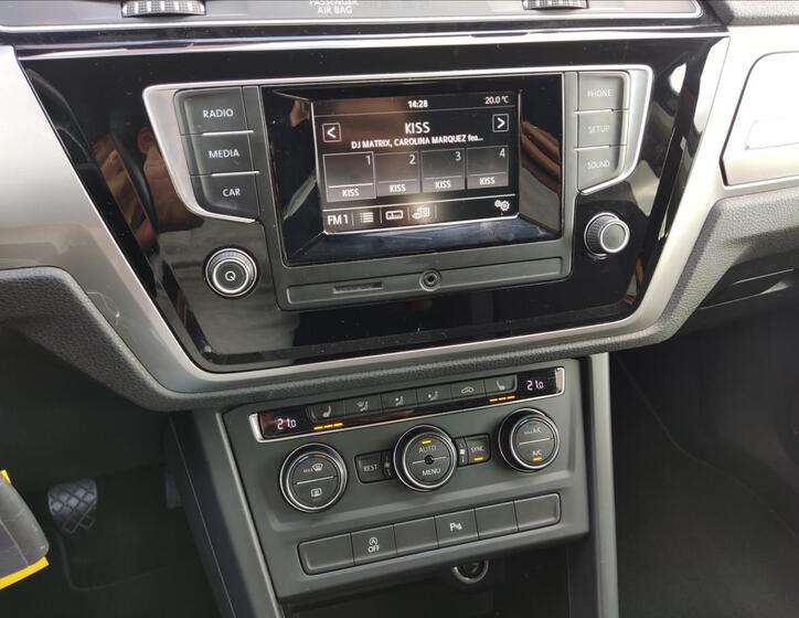 Volkswagen Touran 13