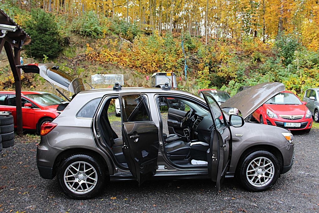 Mitsubishi ASX