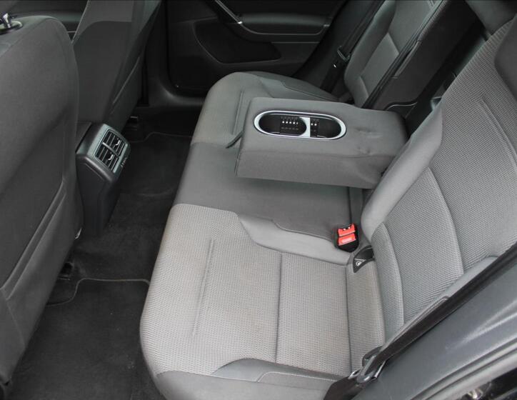 Volkswagen Golf 8