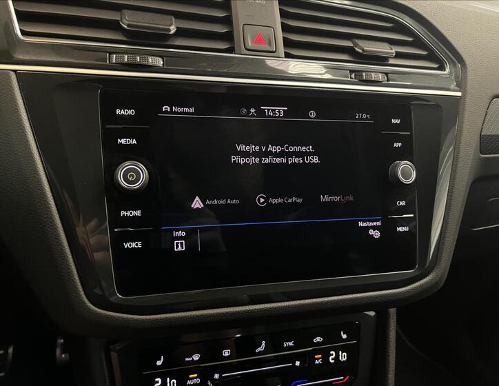 Volkswagen Tiguan 11