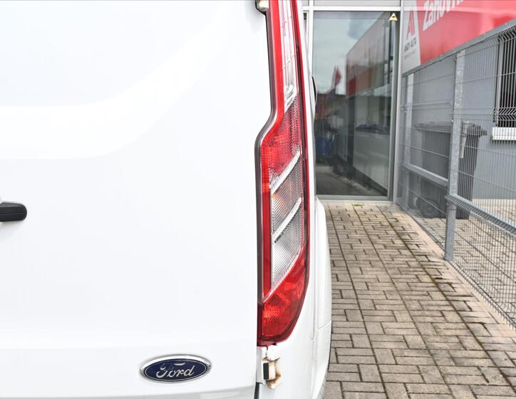 Ford Transit Custom 28